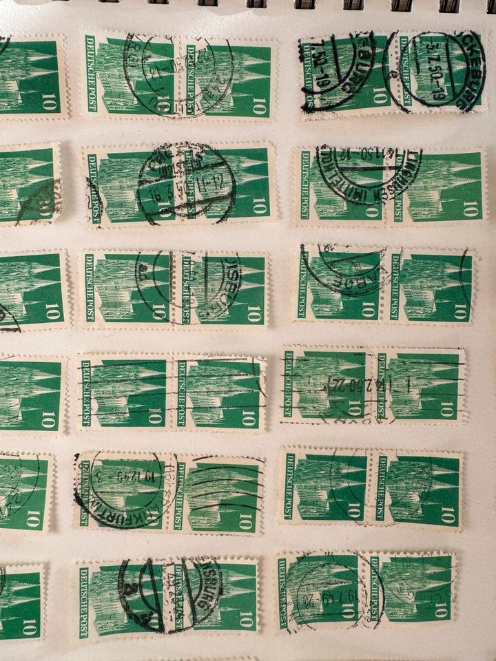 Gestempelte Briefmarke 10 Pfennig Kölner Dom in Berlin