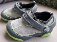 CROCS Schuhe Wildleder grau grün Gr. C5 (20 / 21) Nordrhein-Westfalen - Heiligenhaus Vorschau