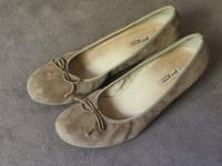 Paul Green Pumps Wildleder braun Gr.7,5 / 41 TOP Ballerina Pumps Baden-Württemberg - Großbottwar Vorschau