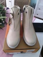 Timberland Stiefel, Neue Kollektion, Gr.39,5, beige, Leder, NP295 Sachsen - Wohlbach Vorschau