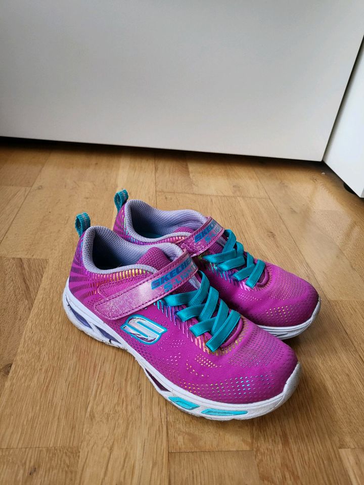 Blinkende Skechers Pink Türkis, Gr. 31 in Frankfurt am Main