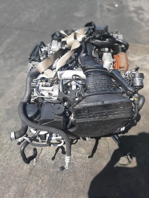 Motor Mercedes 350 CDI 642858 W212 4 MATIXC 265PS kOMPLETT in Mildenau