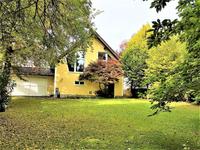 +++ Traumhaftes Wohnen mit Gewerberäumlichkeiten und parkähnlichem Grundstück +++ Bayern - Jettingen-Scheppach Vorschau