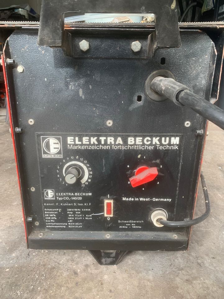 Elektra Beckum Schweißgerät 220 V/ Typ CO,-140/20. in Essen