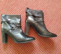 Elegante Stiefeletten von KENNEL & SCHMENGER Gr. 6 / 39 Niedersachsen - Wathlingen Vorschau
