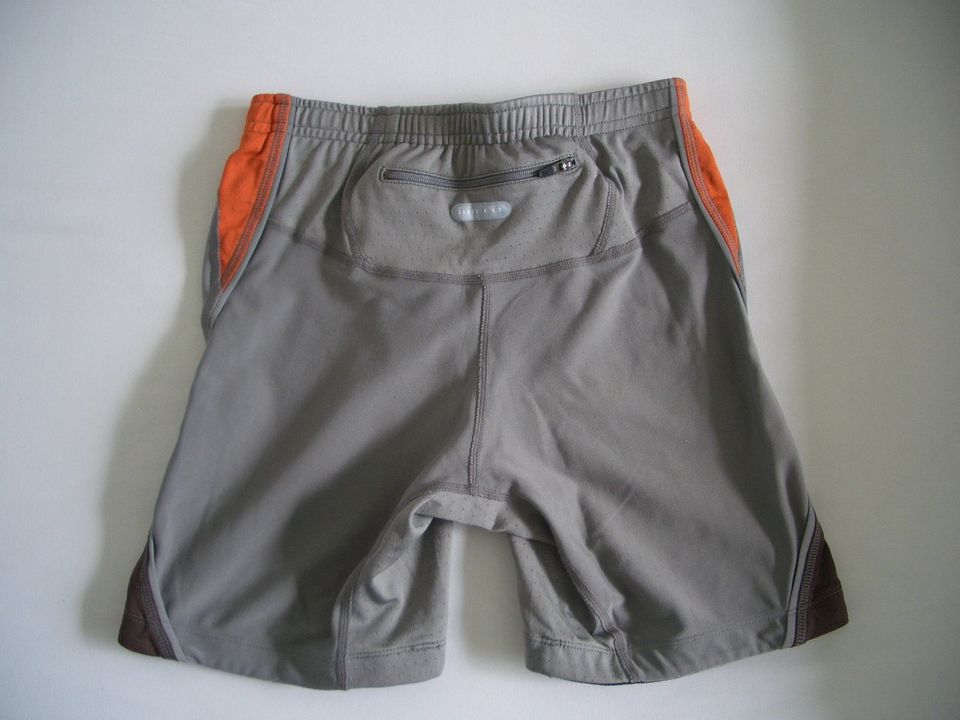 NIKE Laufshorts Gr. S • NEU • mit Schlüsseltasche • in Utzerath