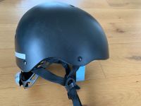 Fahrradhelm Kinderhelm Skaterhelm, Kind 48-54 cm S/M mit Licht Niedersachsen - Giesen Vorschau