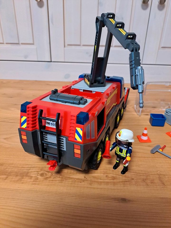 Feuerwehr-Fahrzeug, Playmobil, Nr 5337 in Marsberg