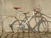 Mondia Vintage-Rennrad aus den 80ern Friedrichshain-Kreuzberg - Kreuzberg Vorschau