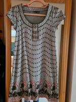 Graues Shirtkleid mit Herzen Größe XS von Review neuwertig Hessen - Lampertheim Vorschau