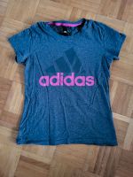 T-Shirt von Adidas Größe 34/36 Niedersachsen - Wiesmoor Vorschau