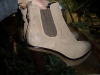 Wildlederstiefeletten Tommy Hilfiger Plateausohle 37 beige NEU Niedersachsen - Braunschweig Vorschau