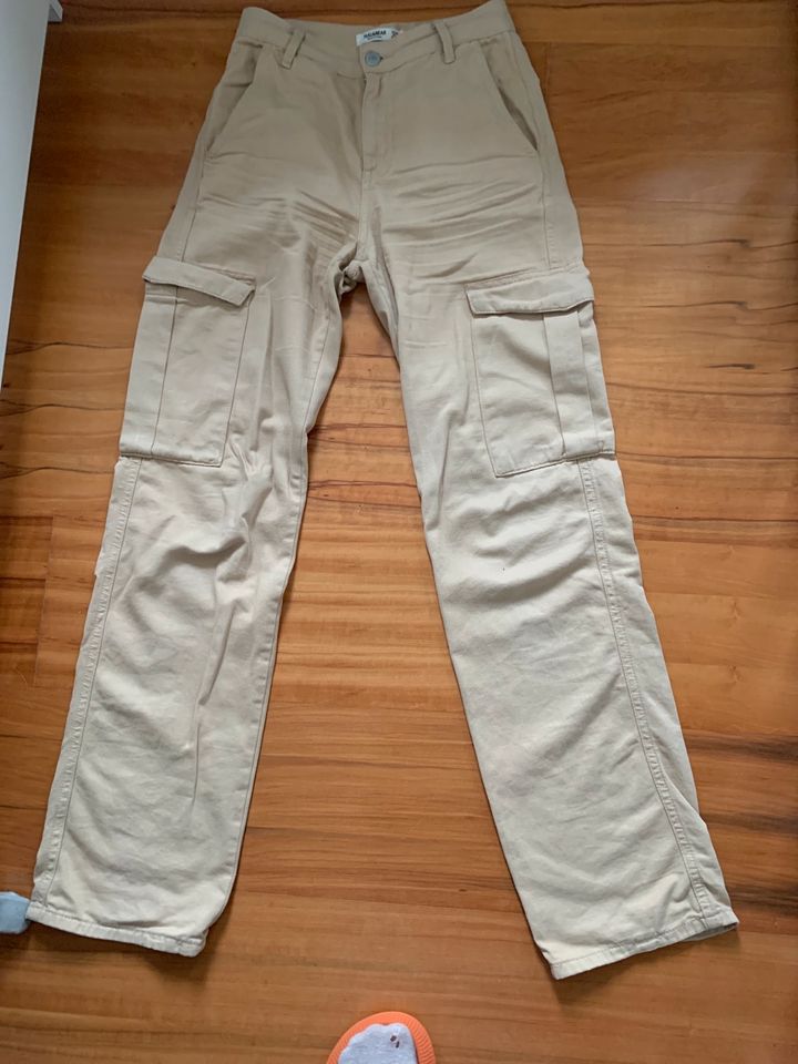 Pull Bear Baggy Hose 32 Topzustand in Dörpen