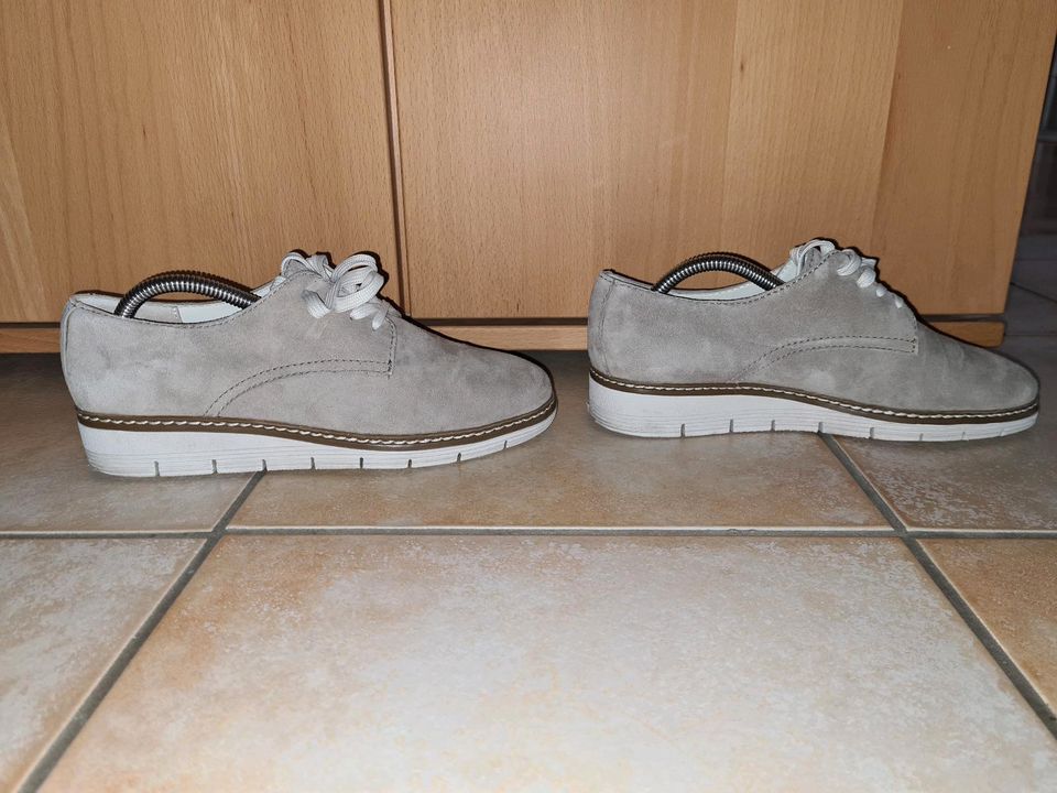 Halbschuhe grau Gr. 38 von Deichmann Medicus in Trebur