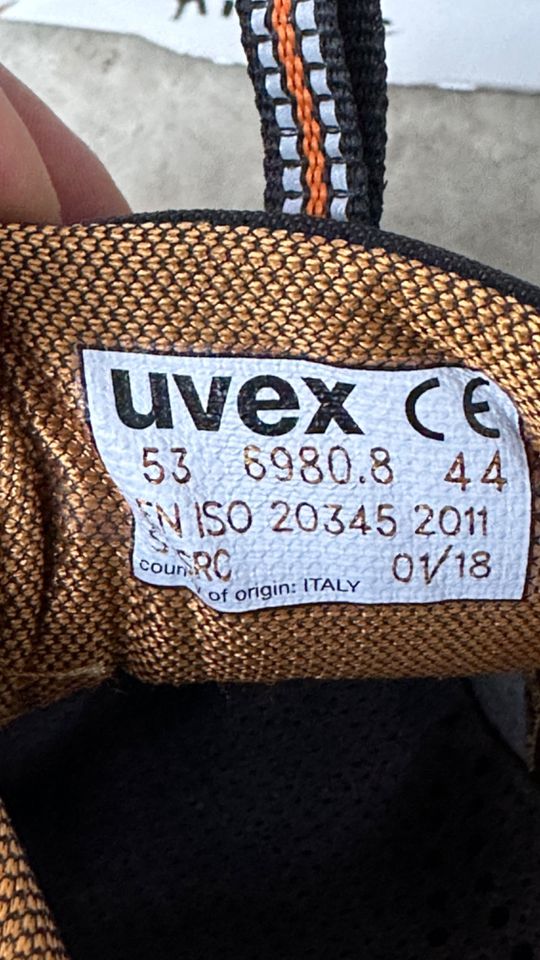 Uvex Sicherheitsschuhe 44 neu in Bottrop
