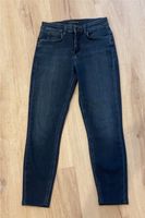 Dunkelblaue High Waist Jeans von Drykorn (27/34) Münster (Westfalen) - Geist Vorschau