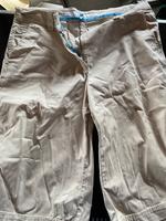 Escada Sport kurze Hose beige Gr 36 Bayern - Antdorf Vorschau