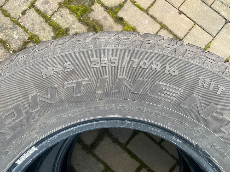 Continental Cross Contact 255/70 R16 111T 4 Stück in Tautenhain b Geithain