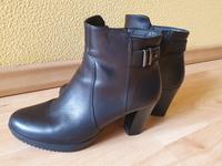 elegante Tamaris Echt-Leder Stiefelette Gr. 37 Niedersachsen - Weyhe Vorschau