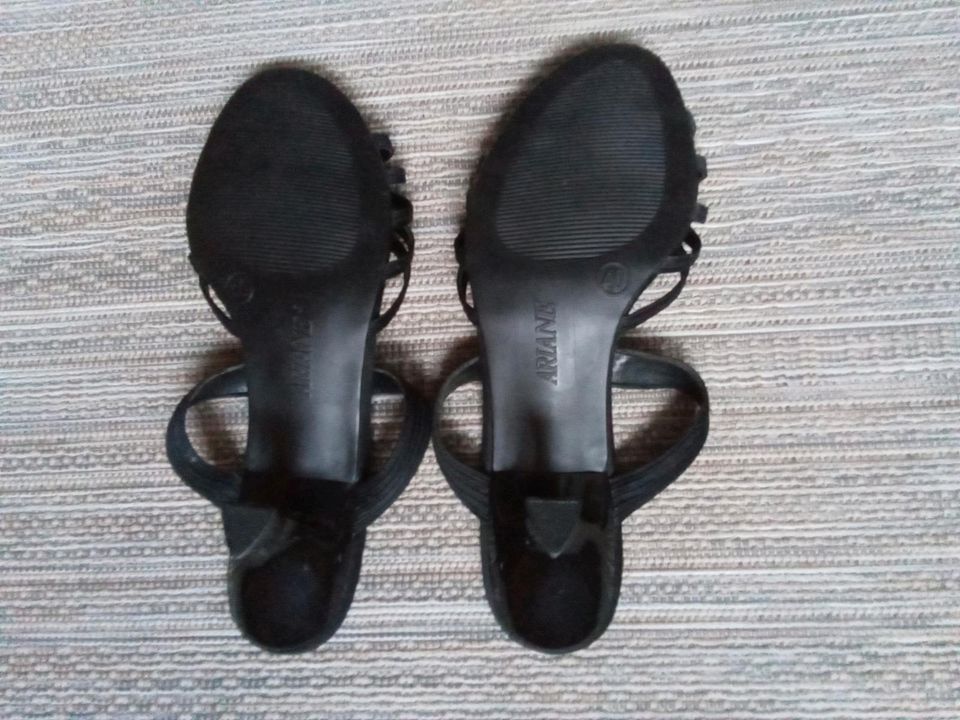 Sandalette schwarz Größe 40 elegant ungetragen nur z anprobieren in Leverkusen