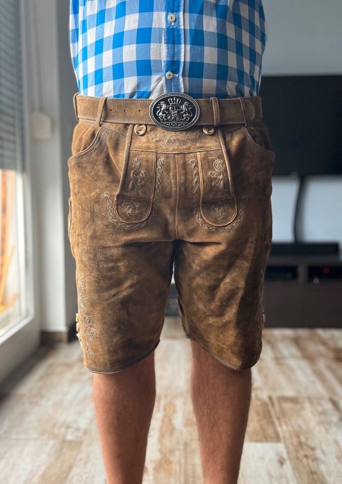 Lederhose Herren mit Gürtel WIE NEU in Haar