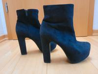H&M Plateaustiefeletten schwarz - Gr. 39 Niedersachsen - Vechta Vorschau