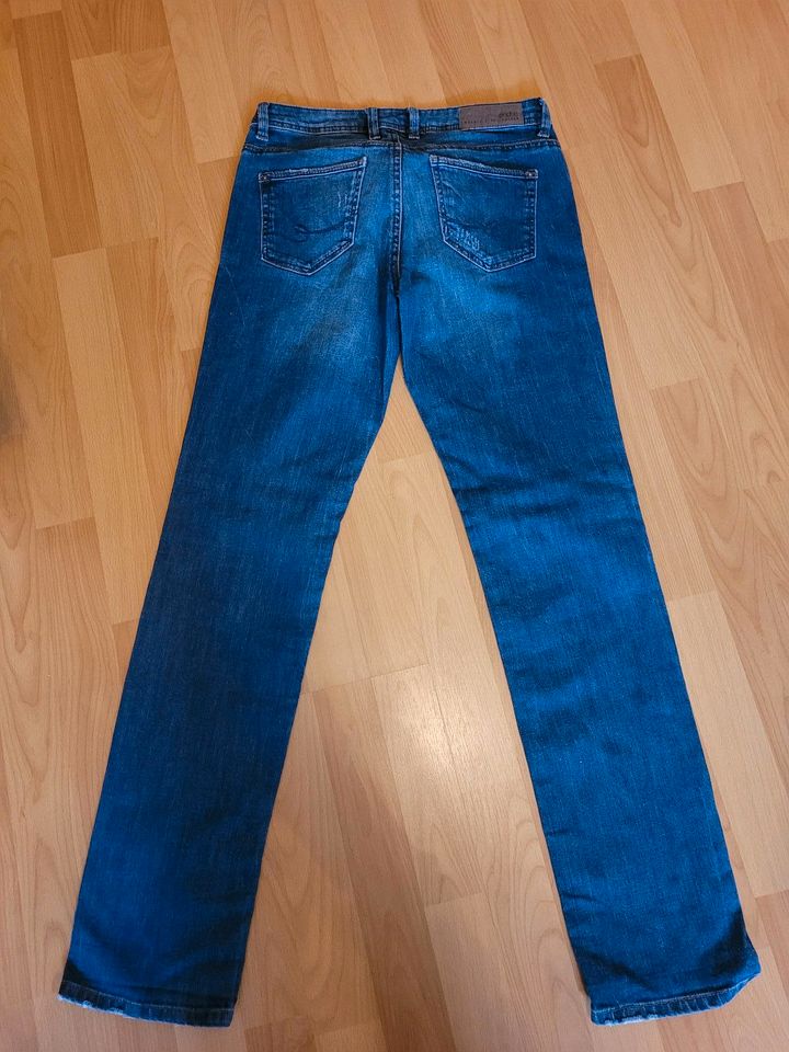 Edc Esprit Jeans Hose Gr 28 / 32 Straight Fit Damen top Zustand in Sulzbach (Saar)