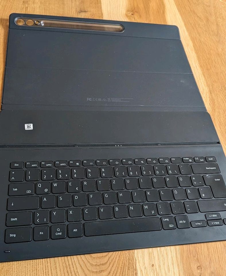 Samsung Book Cover Keyboard Slim Galaxy Tab S9 in Frankfurt am Main