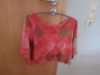 kurzer handgestrickter rosa-rot-beige-braun Poncho Bielefeld - Ubbedissen Vorschau