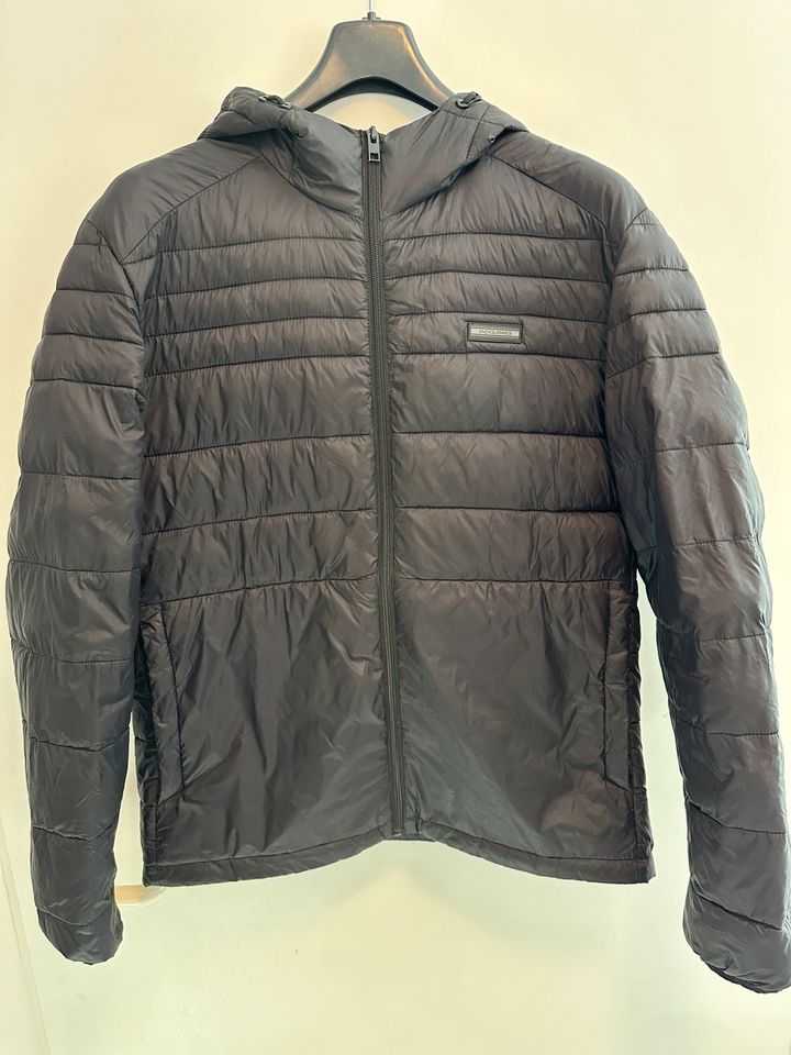 Jack & Jones Jacke Schwarz gr. XL in Gau-Odernheim