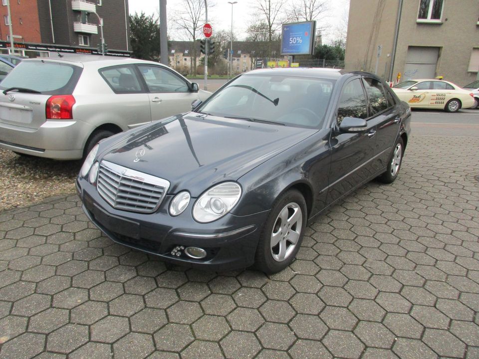 MB E220 Diesel Eleganze Automatic AMG Optic 2,2L 125 KW TÜV 4.26 in Herne