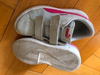 Mädchen Puma Leder sneakers Größe 31 top Zustand München - Schwabing-Freimann Vorschau