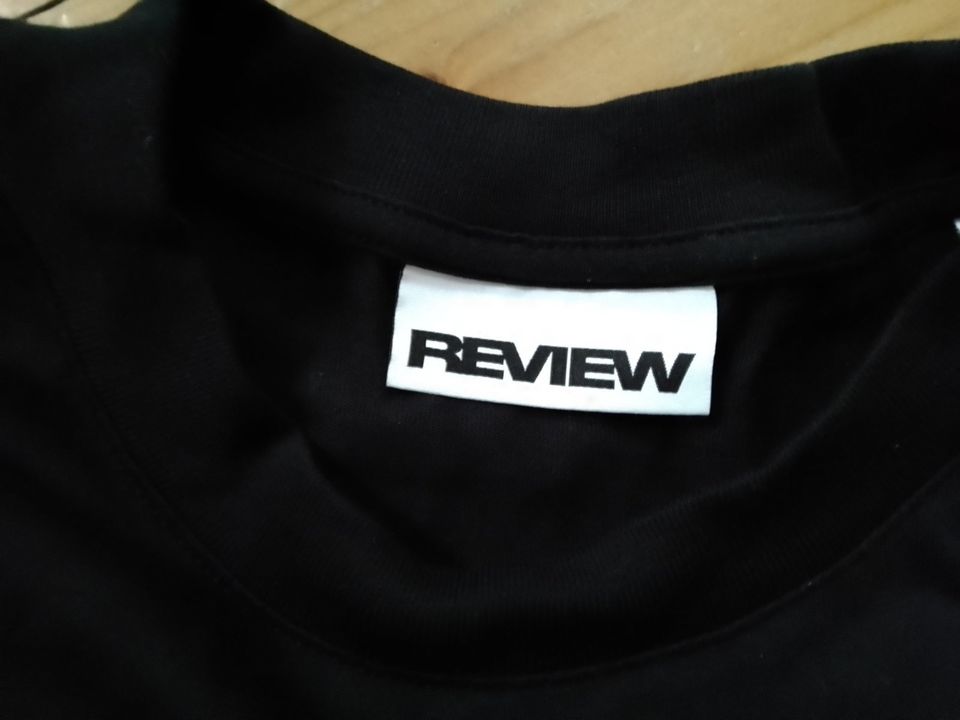Review * T-Shirt Shirt * Gr. M / L / 48 / 50 * schwarz weiß * neu in Heidesheim