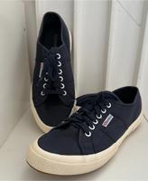 Superga Damen Segeltuch-Schuhe Sneakers Gr. 43 Hessen - Kassel Vorschau