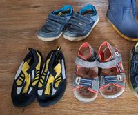 Schuhe Größe 26 Schuhpaket Superfit Sandalen Wasserschuhe Primigi Hessen - Langgöns Vorschau
