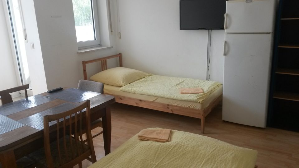 Ferienwohnung Monteurwohnung bis 12 Personen ab sofort 86165 Augs in Augsburg