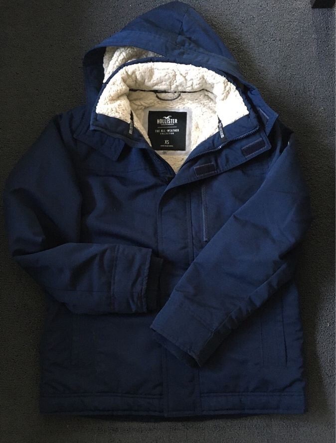 Hollister Jungen Winterjacke Gr. XS in Heilbronn