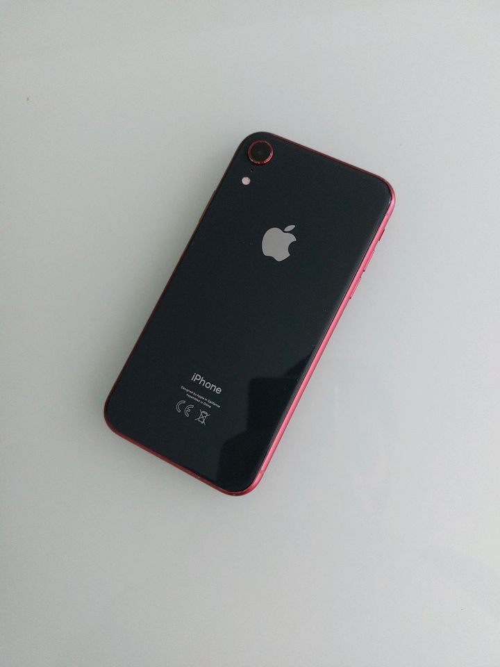 Apple iPhone XR X 128GB Rot/Schwarz in Bergkamen