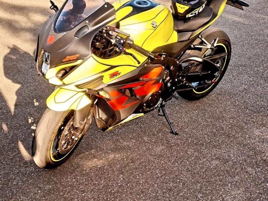 Suzuki GSX-R 1000 94611-17K00-000  Verkleidungsscheibe 2017-2022 in Pforzheim