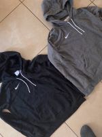 2 Nike Damen oder Herren Kapuzen Sweatshirt, neu , Gr. M Nordrhein-Westfalen - Unna Vorschau