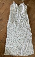 Kleid Sommerkleid Trägerkleid mit Schlitz Gr. L von Bershka Saarland - Beckingen Vorschau
