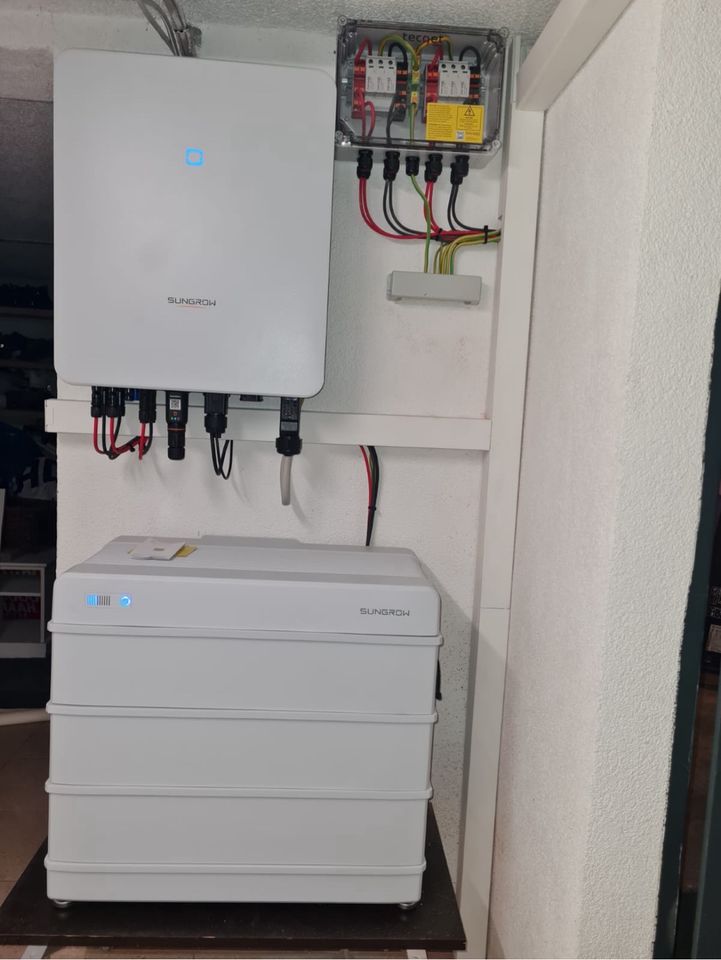 10 KWp PV-Anlage mit 9,6 KWh Batteriespeicher und 11 KW Wallbox in Friesoythe