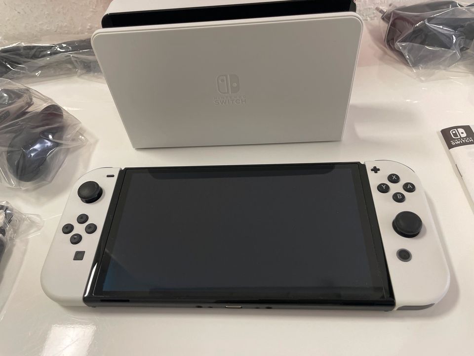 Nintendo Switch OLED|NEUWERTIG|OVP|Anlieferung✅ in Viersen