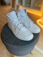 Nike Jordan 1 Mid triple white Gr.43 sneakers Schuhe sb dunk air Nordrhein-Westfalen - Rösrath Vorschau