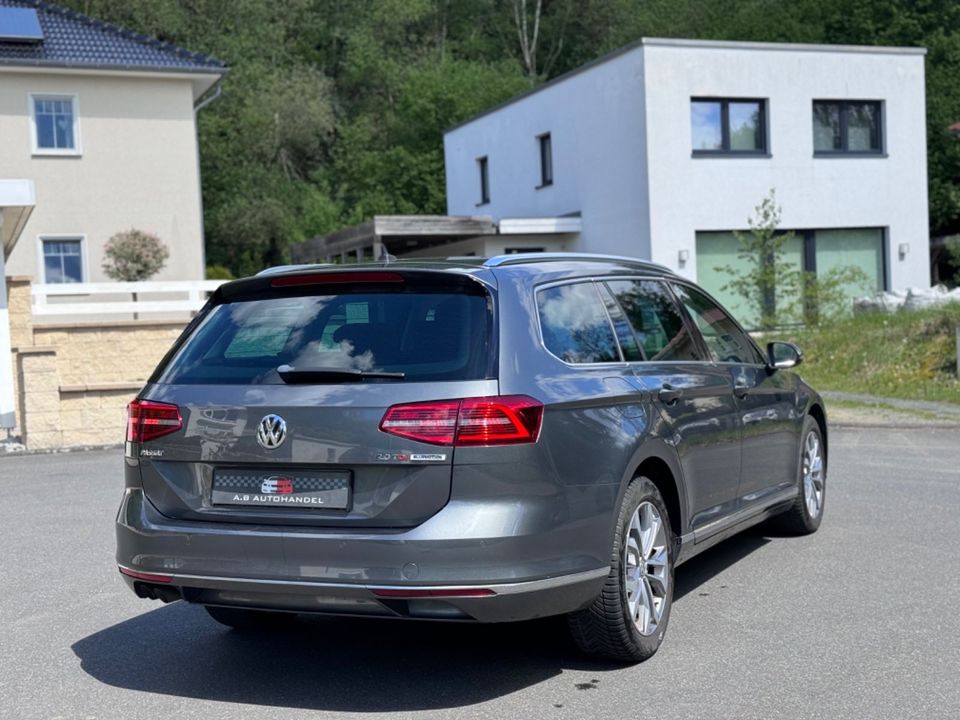 Volkswagen Passat Variant Highline 2.0TDI/ACC/RCAM/LED in Neunkirchen Siegerland