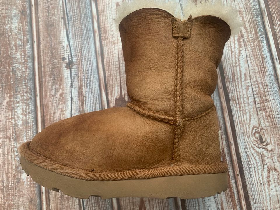 UGG Boots Stiefel braun Gr. 25 in Solingen