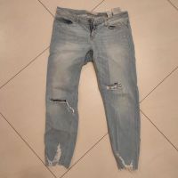 Zara Jeans Hose Größe 38 used Look Risse Baden-Württemberg - Sinsheim Vorschau