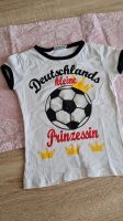 Fussball Tshirt Mädchen Prinzessin Gr 110 Niedersachsen - Lüdersfeld Vorschau