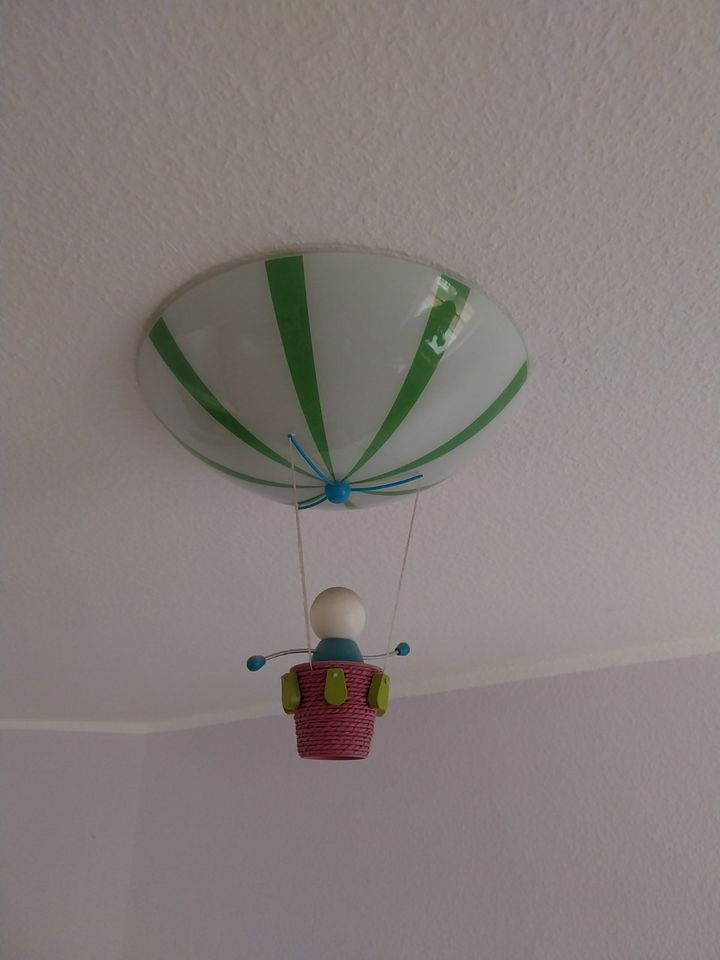 Deckenlampe Kinderzimmer in Bippen