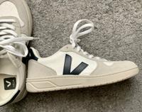 VEJA V 10 DAMEN Sneaker Schuhe weiß/blau Gr.37 NEU Berlin - Wilmersdorf Vorschau